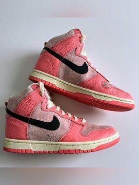 NIKE Dunk High "Hoops Pack" - Pink/Black - Women’s Size 7 (DX3359-600)